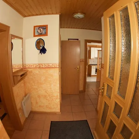 Haus Stoeffler * Reisach